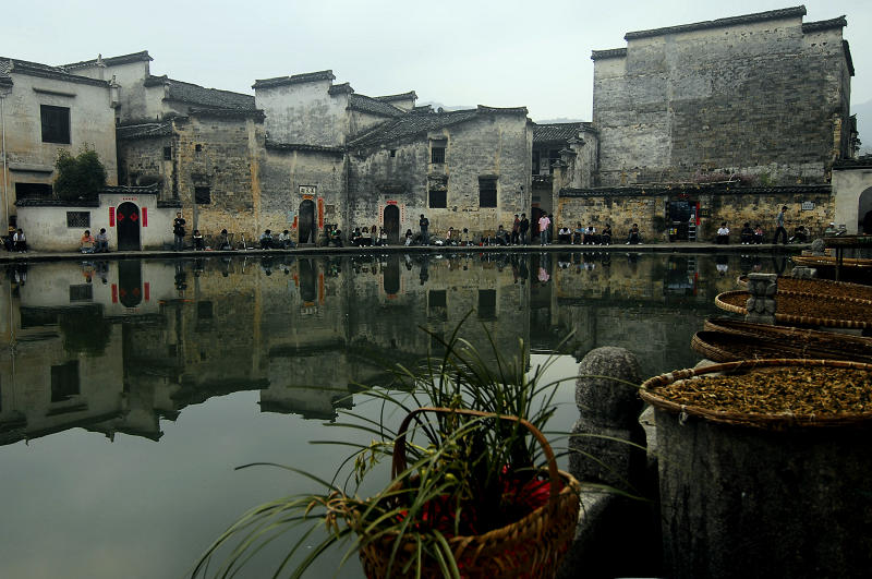 春到宏村.
