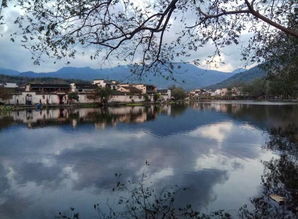住宏村客栈,赏塔川秋色